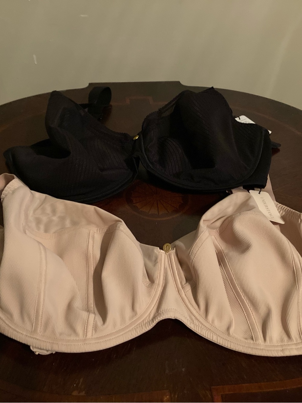 Everyday Underwire Bra in Black and Nude - Ribbed Support